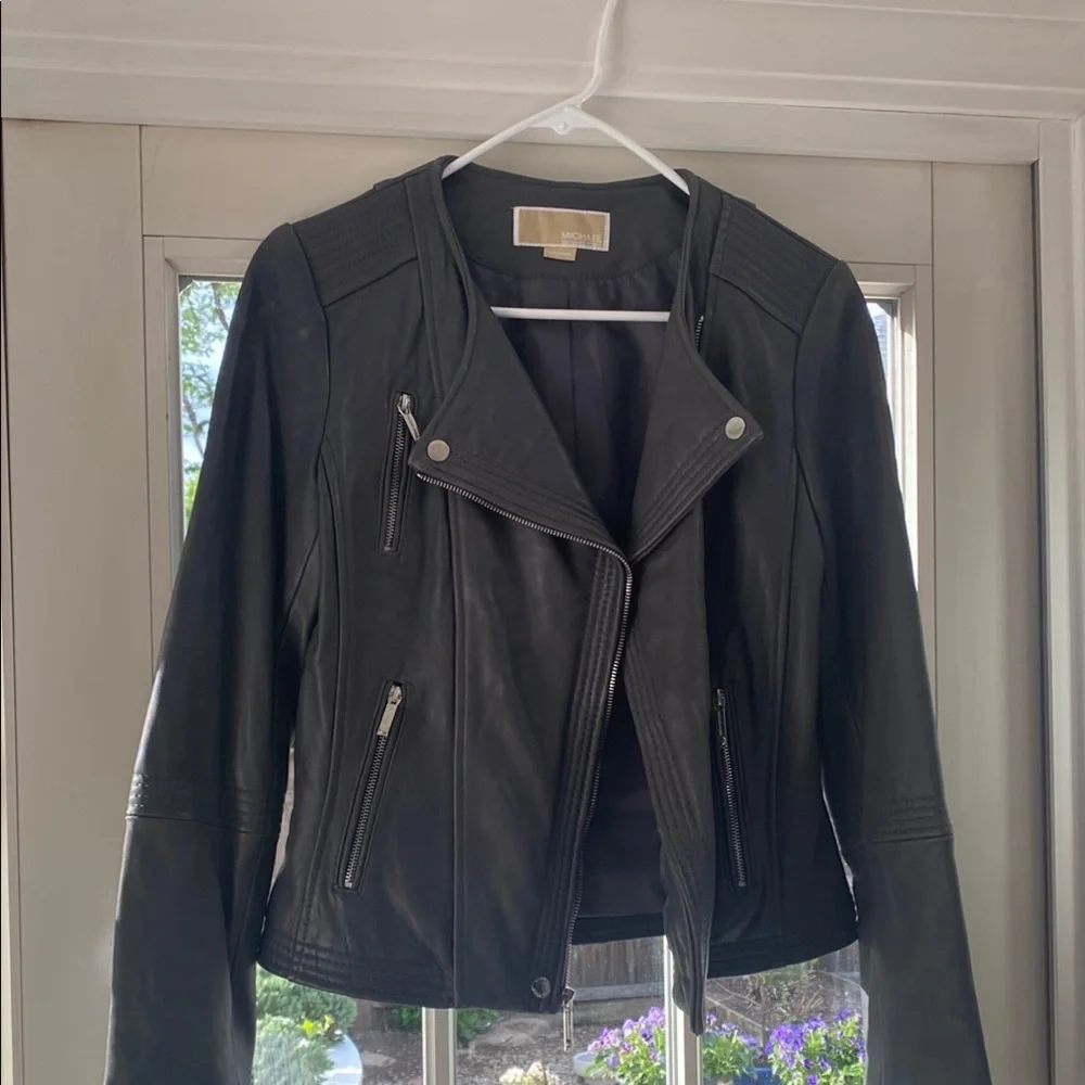 Michael Kors leather jacket. Size S. Very good condition. Butter soft - Picture 1 of 9